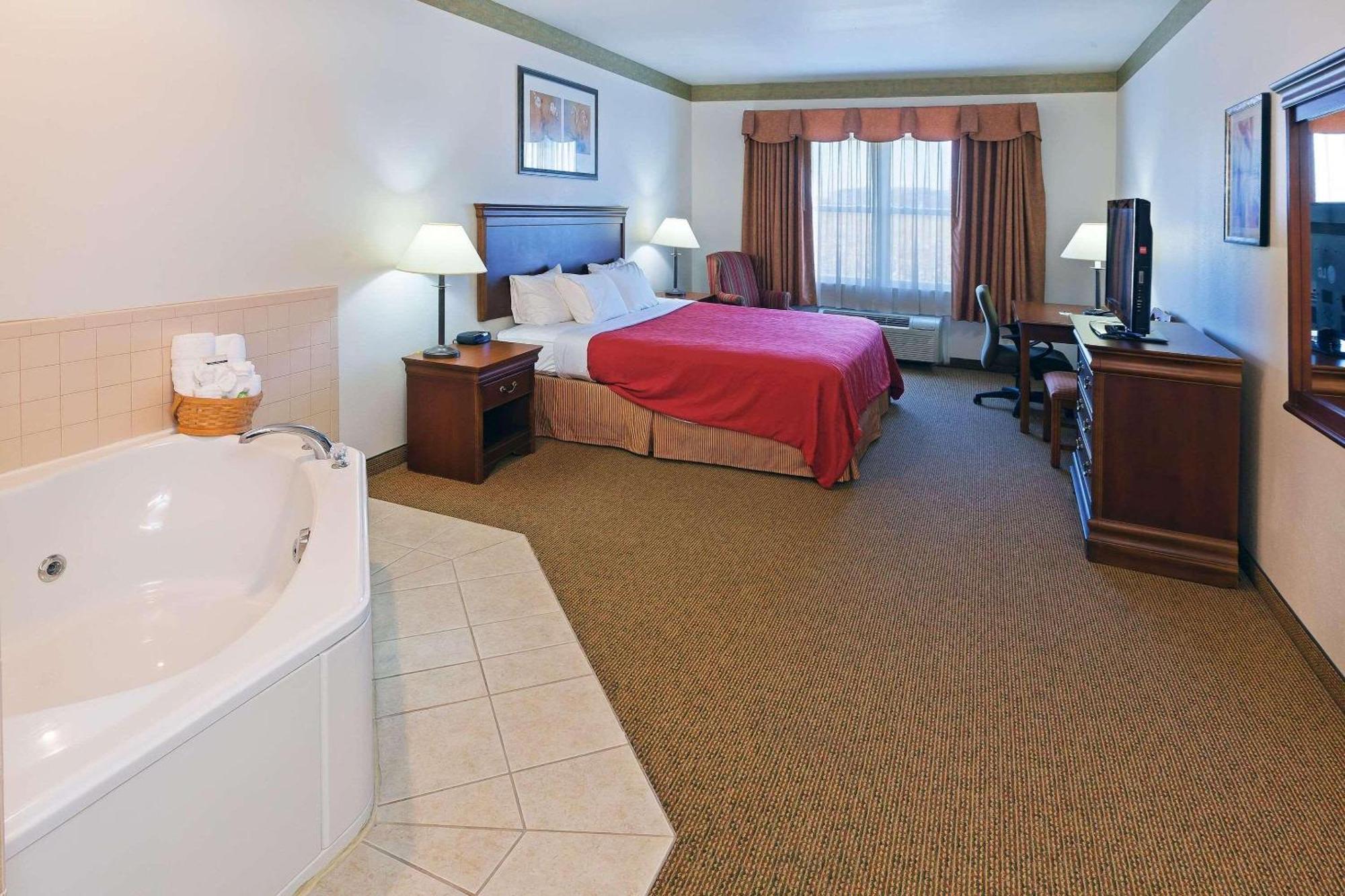 Country Inn & Suites By Radisson, Chambersburg, Pa Bagian luar foto